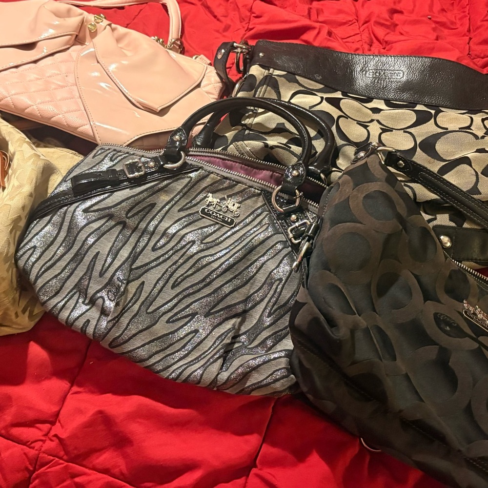 Designer bag bundle - image 1